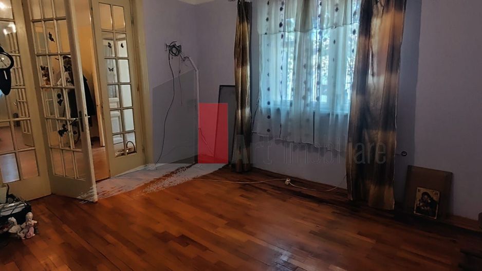 Casa de vanzare + teren in zona Jiului (Bucurestii Noi) - Poză 26