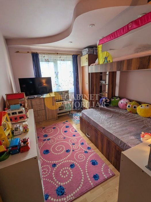 Nicolina 2 - 3 camere Decomandat - etaj 3/4 - mobilat - Poză 3