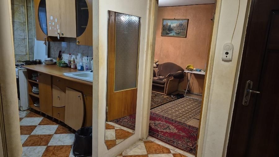 Vanzare apartament 3 camere Titan- Fizicienilor, 2 bai, bloc 1984 - Poză 1