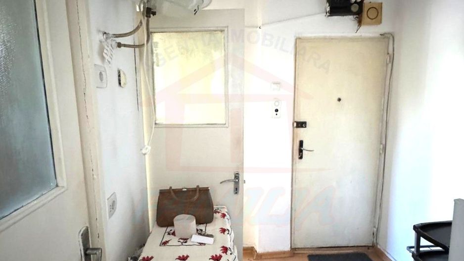 Apartament 2 camere, semidecomandat, etaj 1, Micro 19 - Poză 6