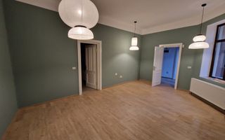 Imobil D+P+1E - 14 camere - Poză 5