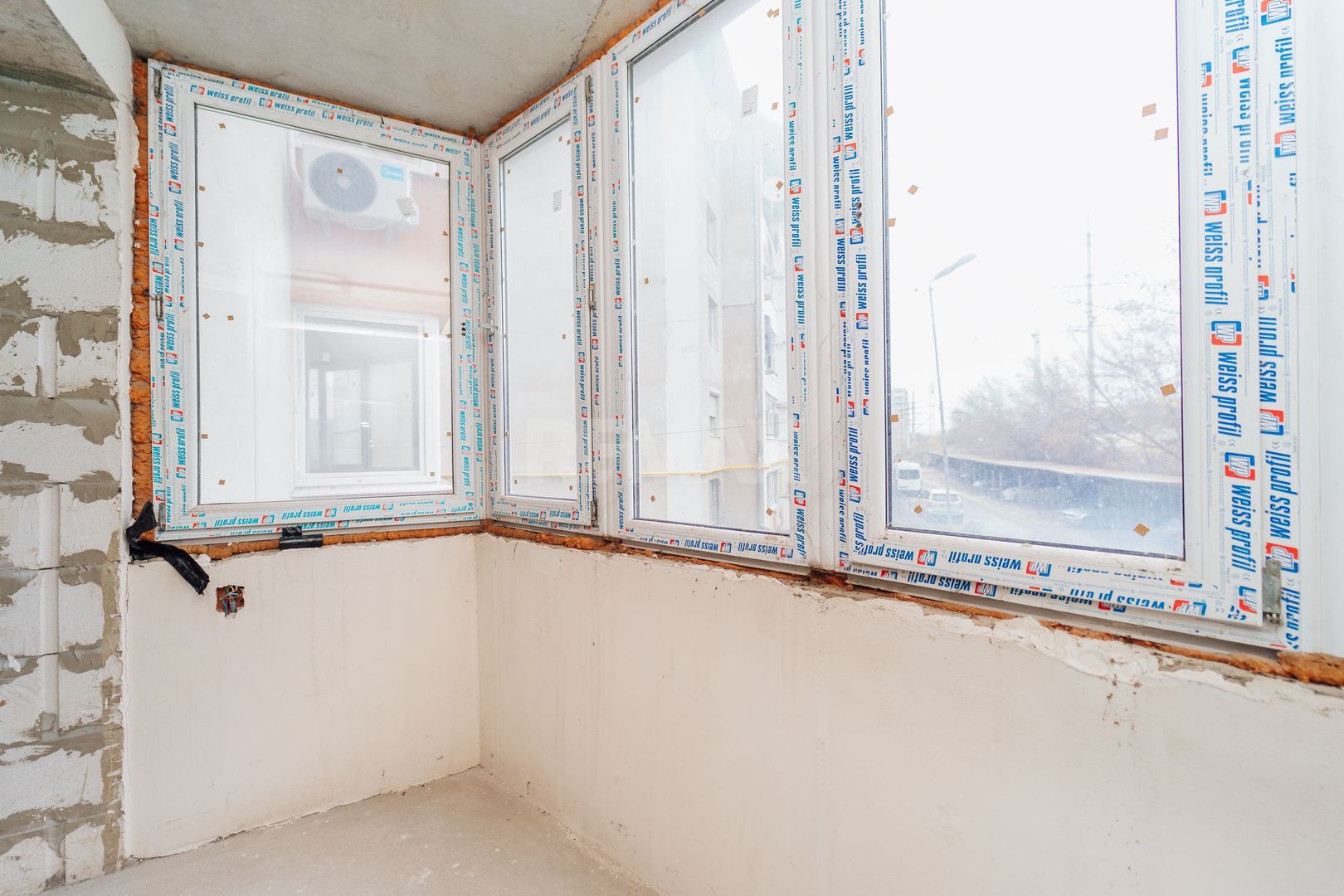Apartament cu 2 camere I 74,3 m2 I et. 2 I Variantă Albă I srt-la Studenților 19 - Poză 7