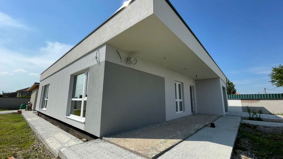 Casa individuala, pe parter , calitate foarte buna, COMISION 0% - Poză 1