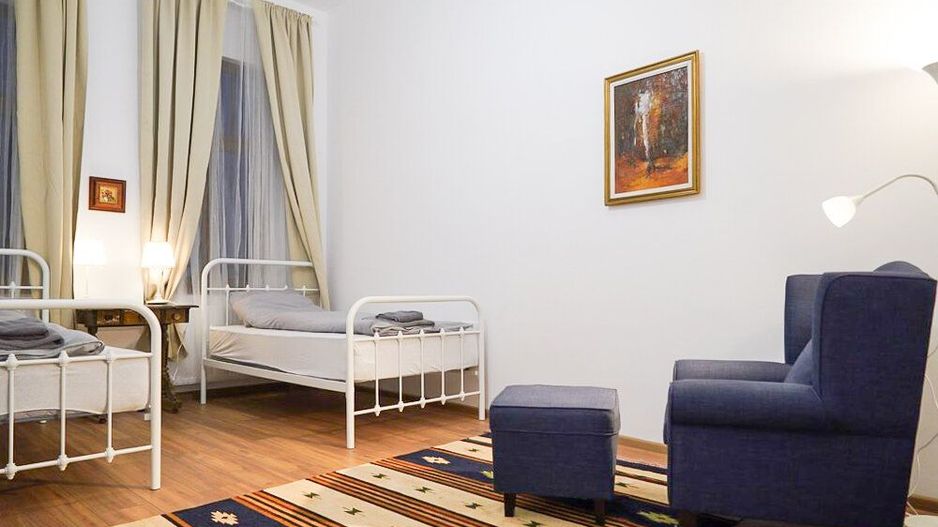 Apartament ultracentral, 2 dormitoare, 58 mp. 120 000 E. Comision 0. - Poză 9