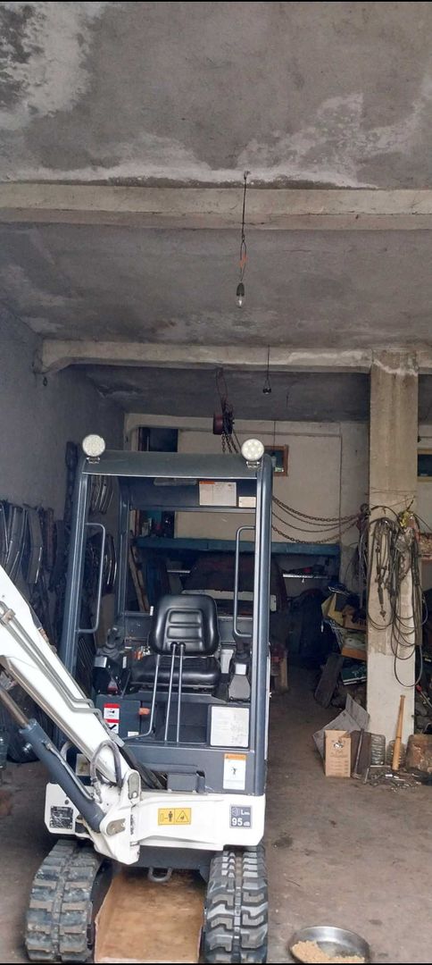 Constructie hala garaj plus teren ,   300 mp,  Sos. Fundeni, Stradal - Poză 8