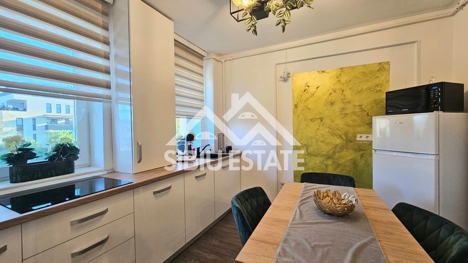 Apartament Sibiu 3 camere, lift - Poză 10