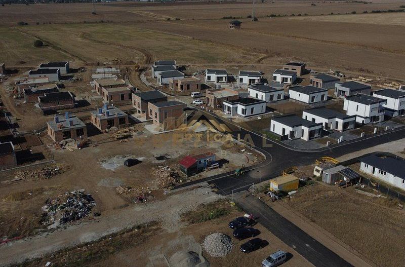 Casa 4 camere, cartier nou, Berceni - Vidra - Poză 2