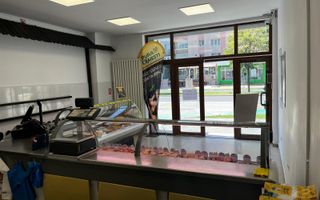 Spațiu comercial 50 mp de închiriat | Bulevard Revoluției 1918 - Poză 1