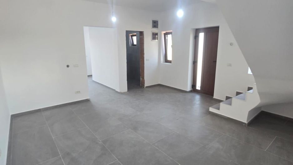 Duplex cu 4 camere, terasă și logie | Timișoara, Plopi | 172.000 € - Poză 4