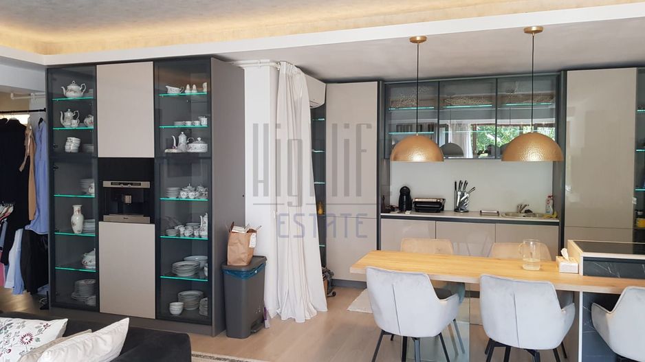 Apartament  4 camere de vânzare Bdul Aviatorior. - Poză 2