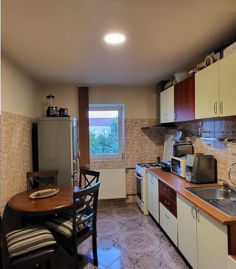 2 cam Matei Basarab bloc izolat - Poză 5