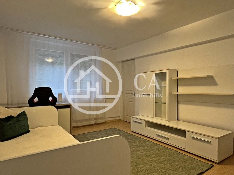 Apartament de închiriat cu 2 camere în zona centrală, Oradea - Poză 1