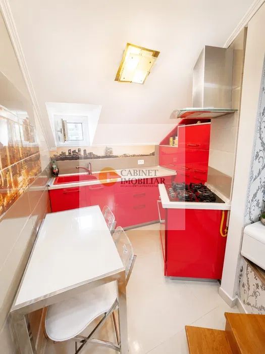 3 camere in vila  | Unirii I Etaj 3 I Centrala proprie - Poză 9