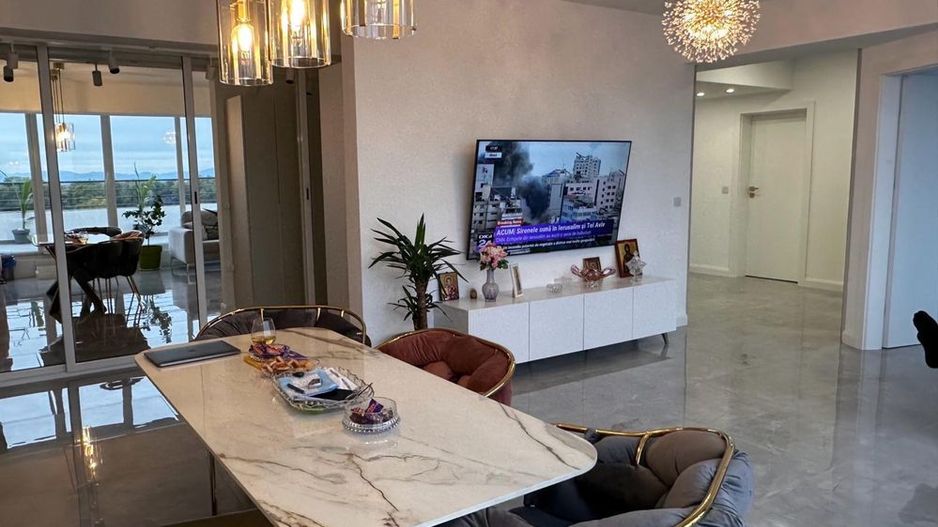 Vand penthouse lux vedere panoramica ultimul etaj - Poză 2