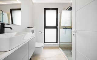 Casa individuala, 625 teren! Finisaje moderne, recent finalizata! - Poză 9