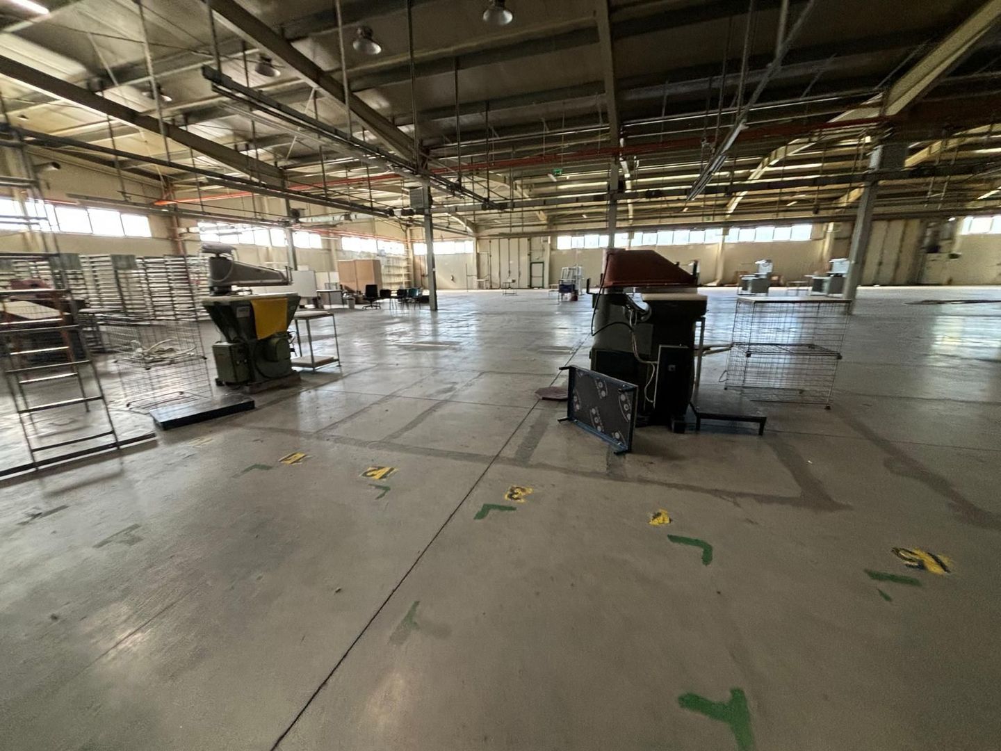 Hala 5000 mp dotata pentru productie si depozitare ISU categoria D - Poză 19