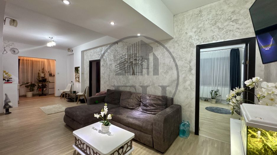 Apartament 3 camere de vanzare Constanta, Bd. Ferdinand - Poză 3