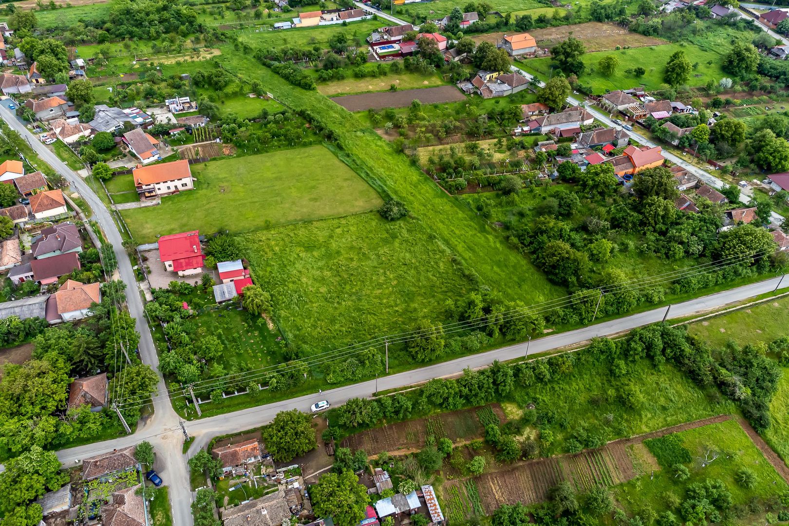 Teren intravilan de vânzare 1921 mp în Ghioroc - Poză 10