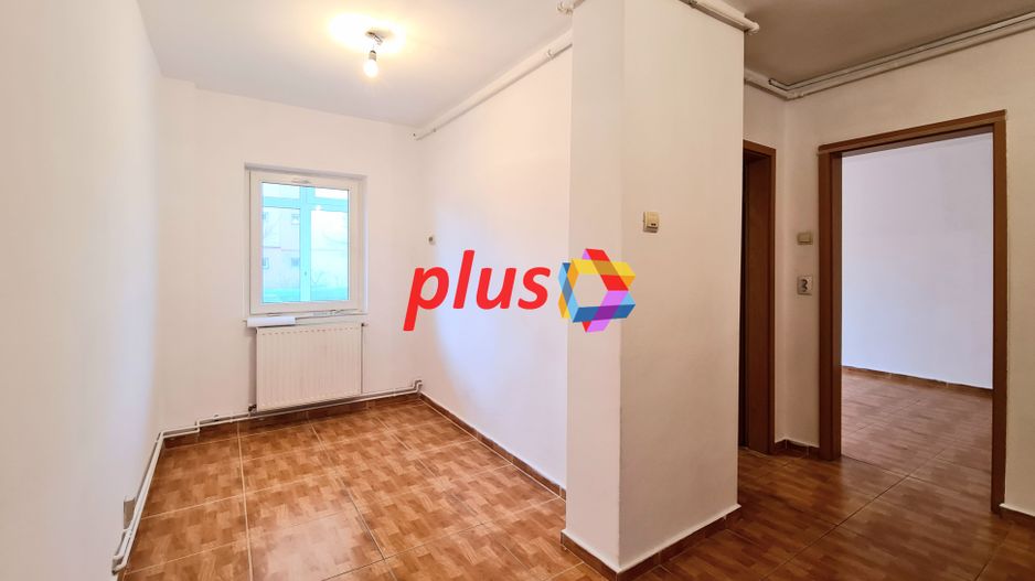 Spatiu comercial de închiriat Brașov - 52 mp # spatii-comerciale-brasov.ro - Poză 4