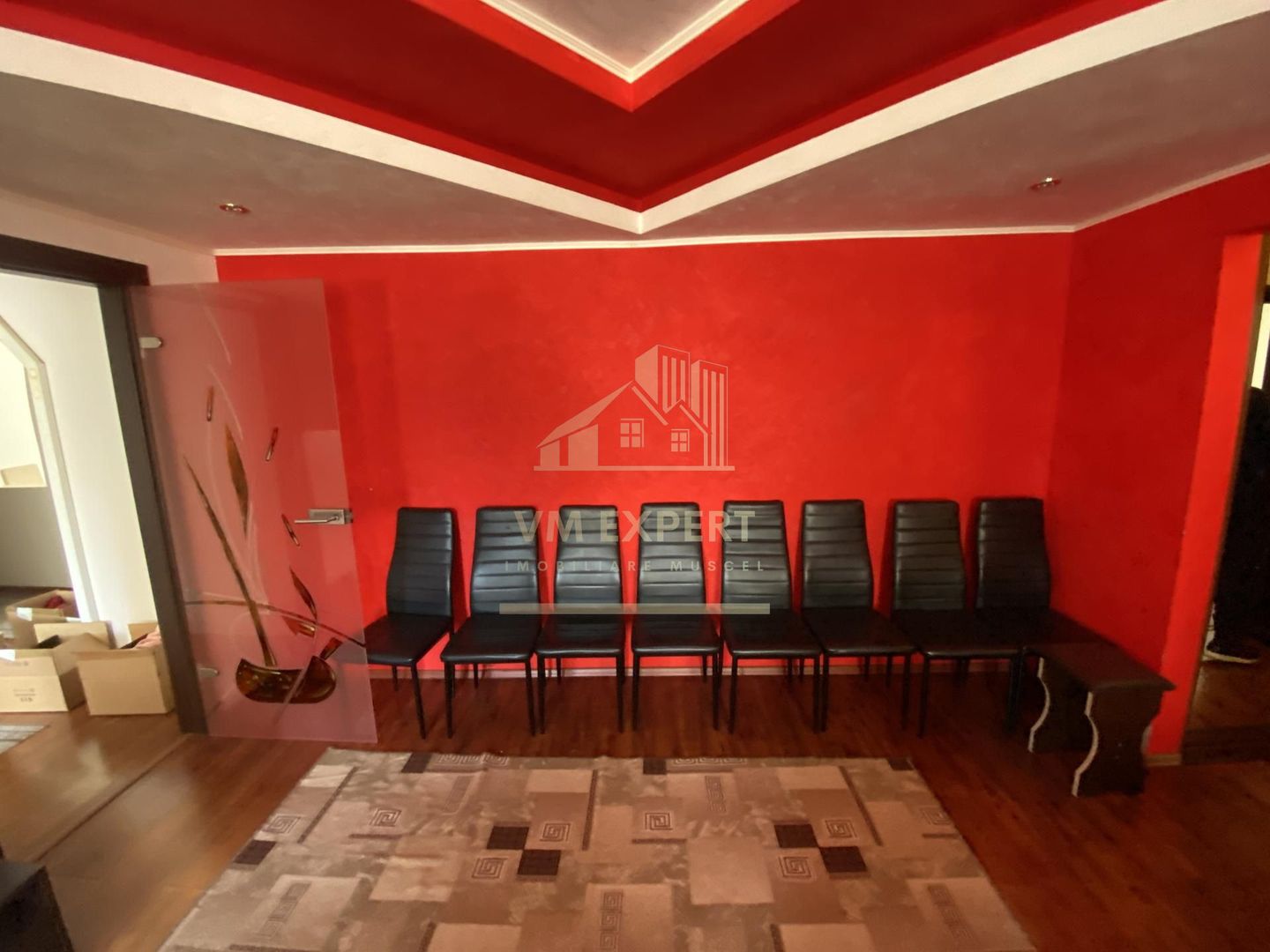 APARTAMENT 2 CAMERE, PARTER, GRUI, CAMPULUNG - Poză 2