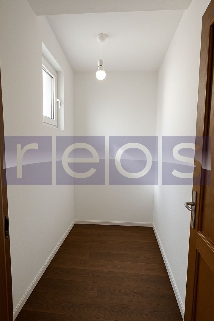 VANZARE 2 CAMERE | VILA INTERBELICA | RENOVAT TOTAL | DEMISOL INALT | - Poză 6