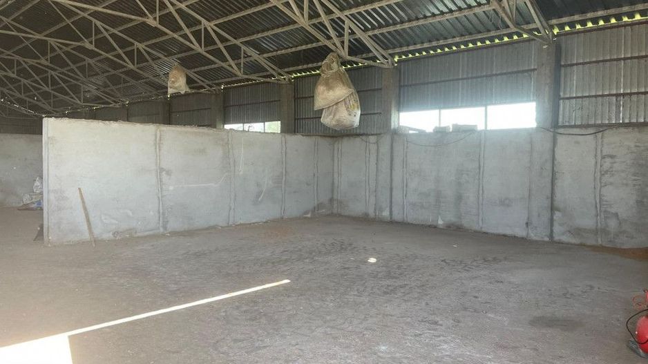 Hala de vanzare Costesti - Poză 9