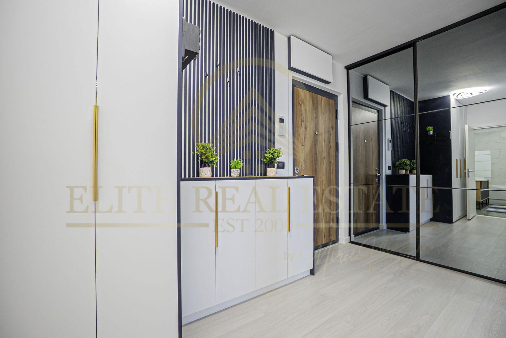 Boreal Plus | 2 camere | Vedere la Mare & Lac | Bloc 2022 | Premium - Poză 5