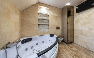 Casa 6 dormitoare+4 bai -1500 mp teren-Sacele - Poză 24