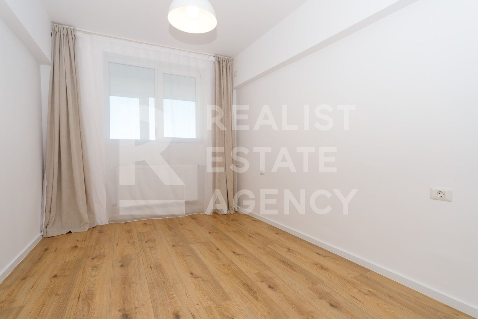 Vânzare, apartament, 3 camere, zona Drumul Taberei - Poză 13