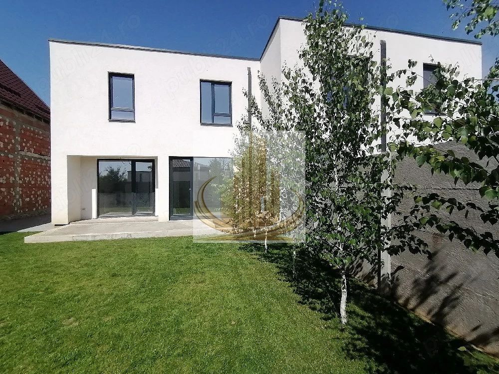 Casa aproape de scoala, gradinita, liceu, 4 camere, asfalt, toate utilitatile - Poză 6