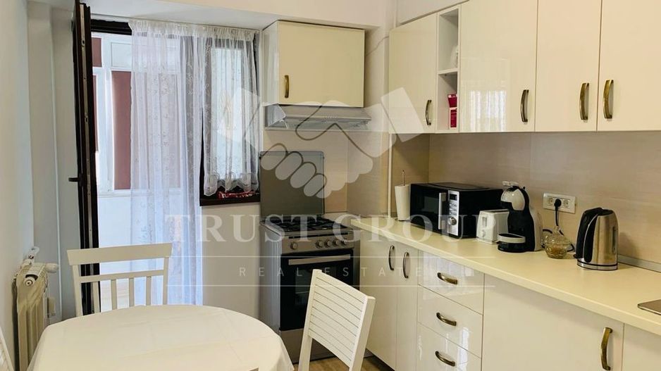 Apartament 3 camere Titulescu | Imobil 1981 - Poză 5