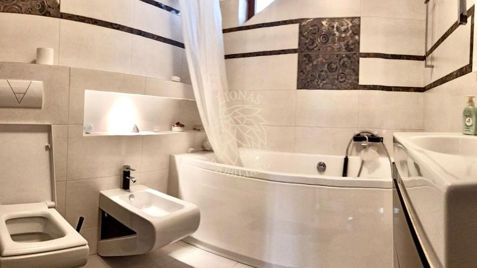 Vila 260 mp-teren 1150 mp-foisor-2 balcoane-terasa 30 mp-garaj-Unirea - Poză 6