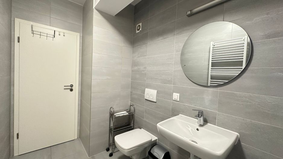 Vindem garsoniera complet mobilata si utilata parter Avantgarden 3 faza 4 - Poză 13