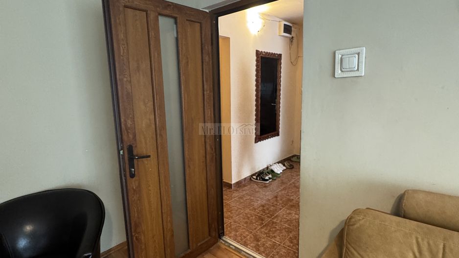 Apartament zona Calea Aradului cu 4 camere, 3 balcoane - boxa proprie - Poză 8