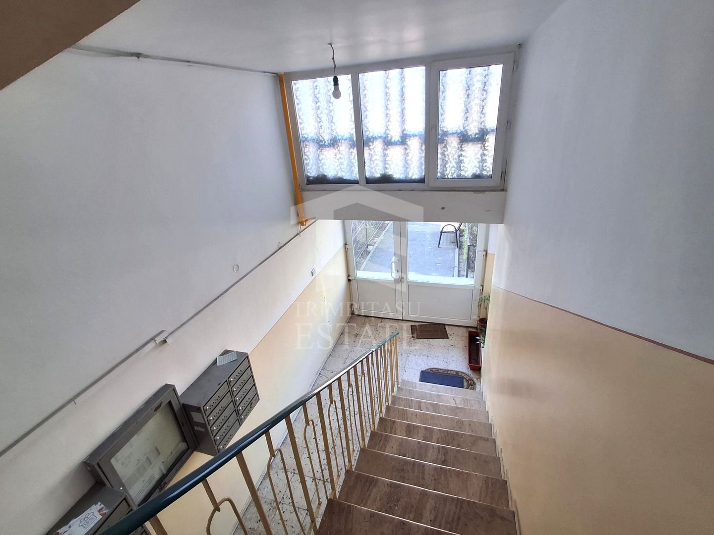 De Vanzare Apartament 2 Camere Pajura - Poză 17