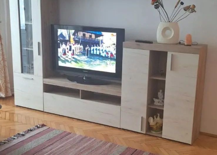 Închiriere apartament - Poză 1