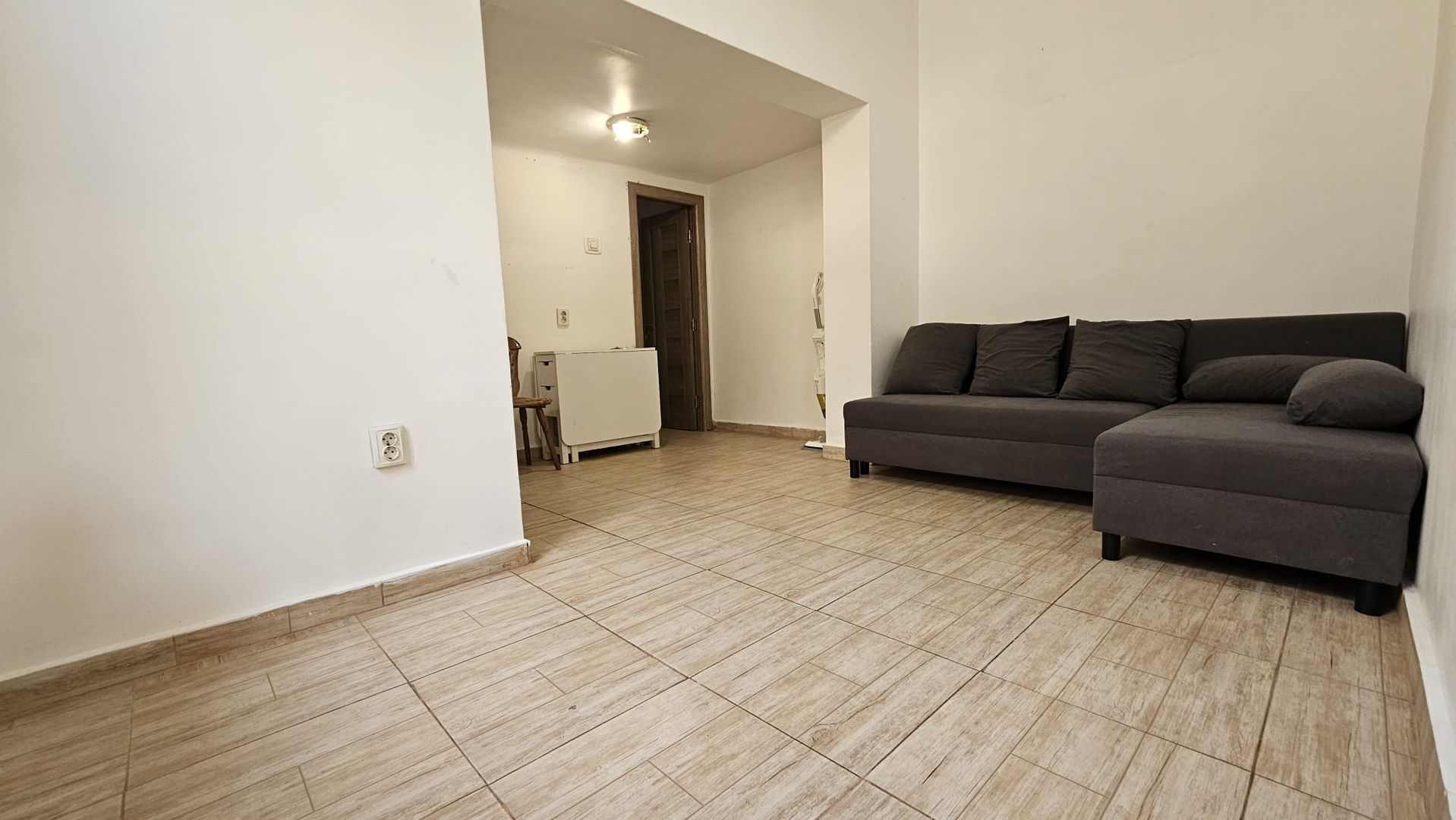 Vânzare apartament cu 2 camere într-o casă interbelică, zona Popa Nan - Poză 2