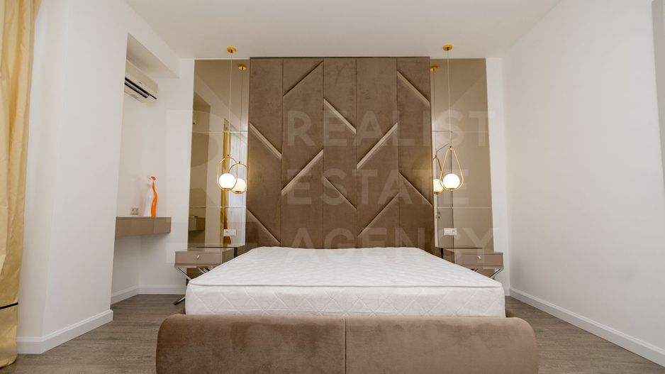 Chirie, apartament, 3 camere, str-la 31 August 1989, Centru - Poză 8