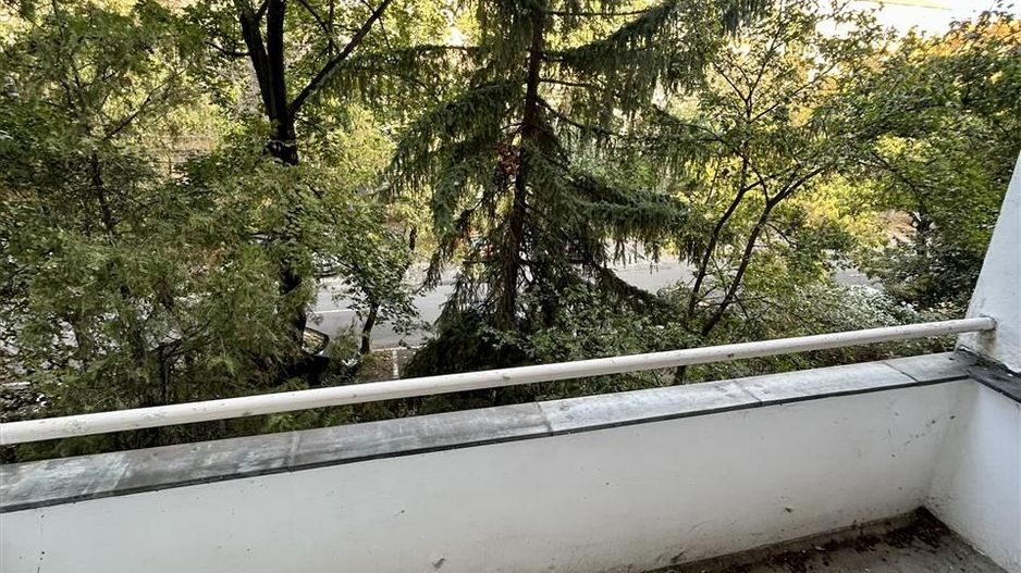 Apartament cu 2 camere semidecomandat zona Rogerius - Poză 6