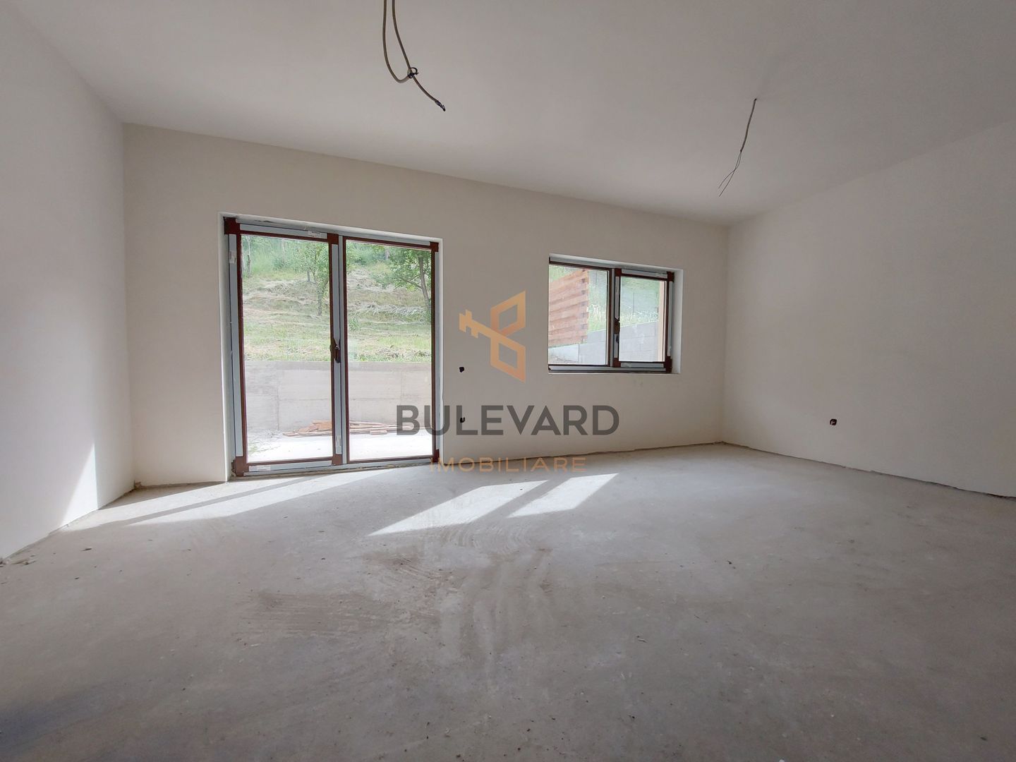 Casa de tip duplex , CF+ teren de 400 mp! - Poză 9