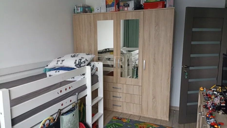 Apartament cu 3 camere de vanzare in Floresti - Poză 5