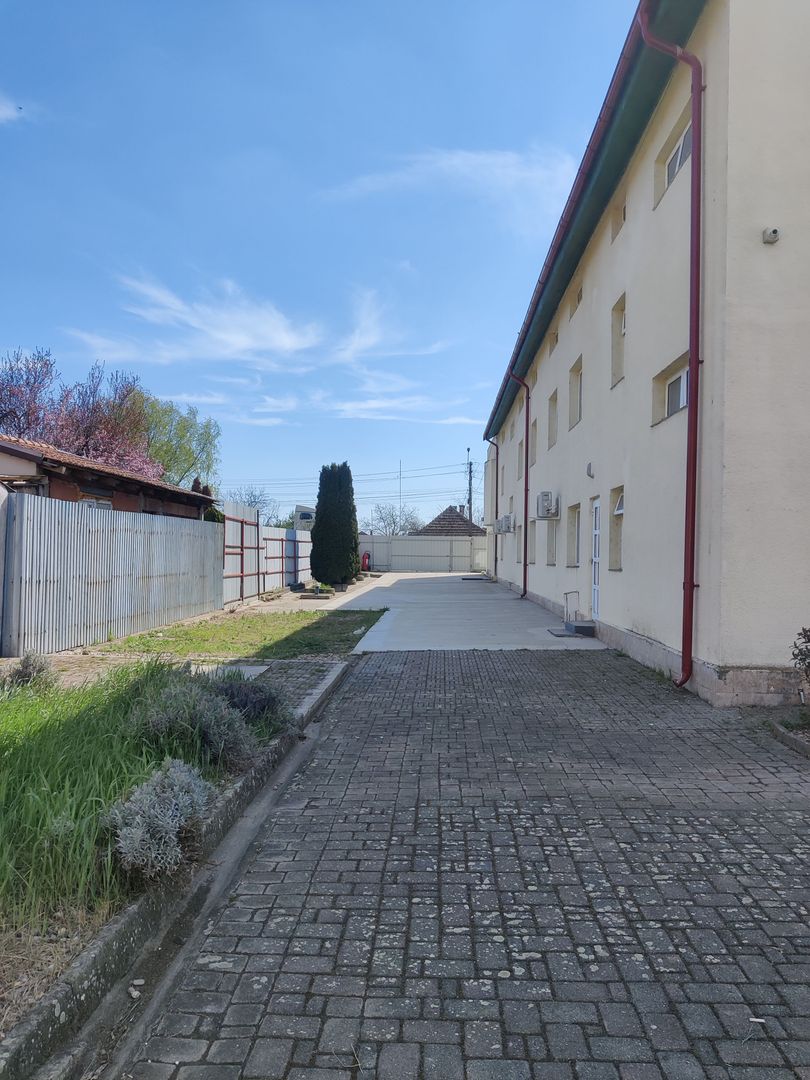 IDEAL PENTRU GRADINITA/SCOALA /AZIL BATRANI / ORFELINAT - Poză 23