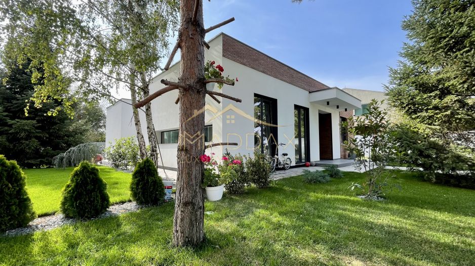 Vila cu 5 camere // * 565 mp gradina* // Tunari - Poză 46