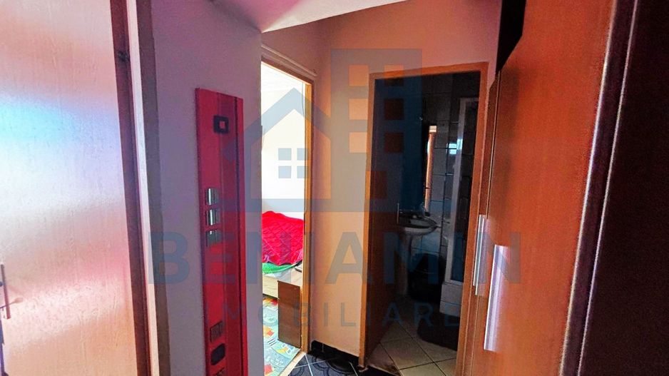 4-Camere-81mp-Utili-2-Balcoane-Lift-Mobilat-Utilat-Parcare-Triaj - Poză 10
