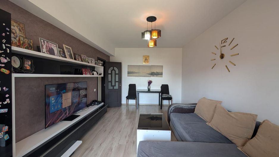 Apartament 3 camere Mobilat & utila Loc parcare Confort Urban Sălaj - Poză 2