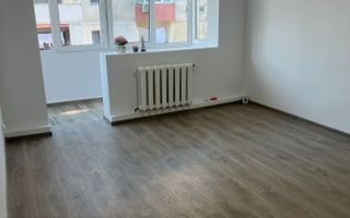 Apartament 2 camere 52mp+balcon-etaj 2-renovat-Zona Andrei Muresanu - Poză 4