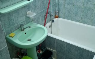 Apartament cu 2 camere de vanzare in CENTRU - Poză 13