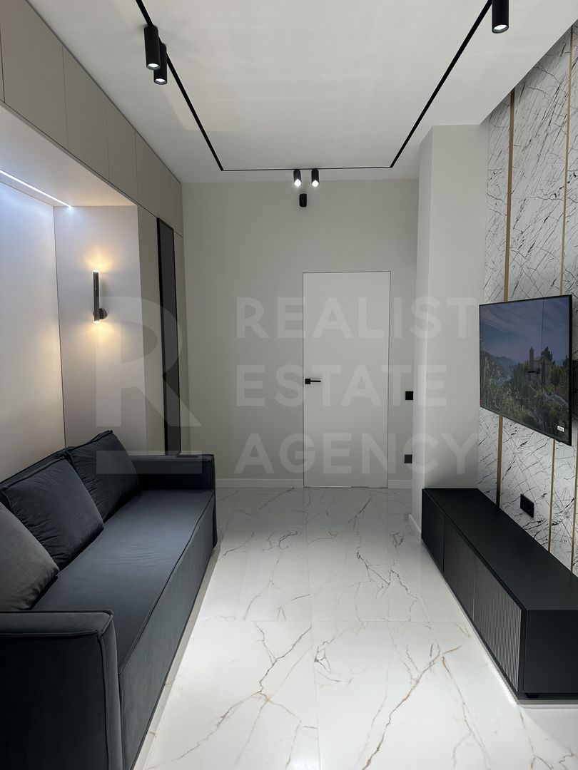 Chirie, apartament, 1 cameră + living, strada Moara Roşie, Centru - Poză 3