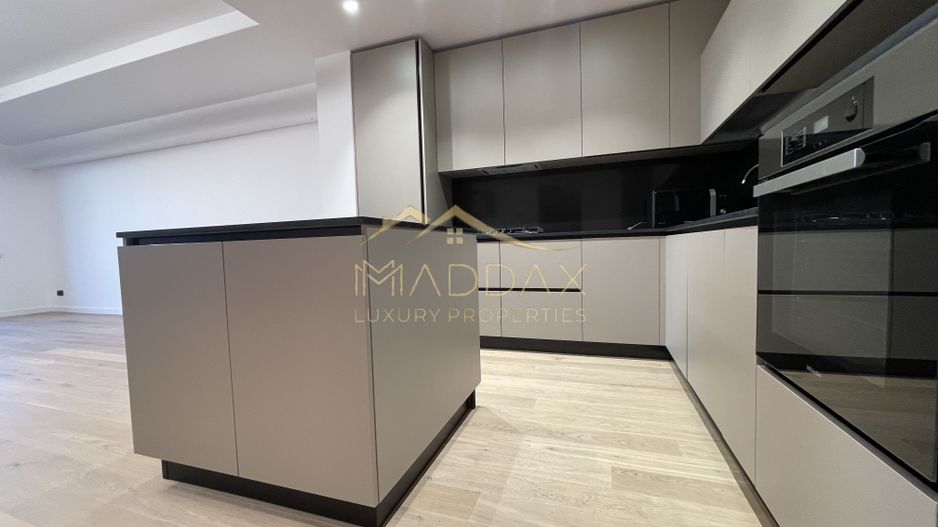 **APARTAMENT ELEGANT** FLOREASCA **CU VEDERE SPECTACULOASA CATRE LAC - Poză 5