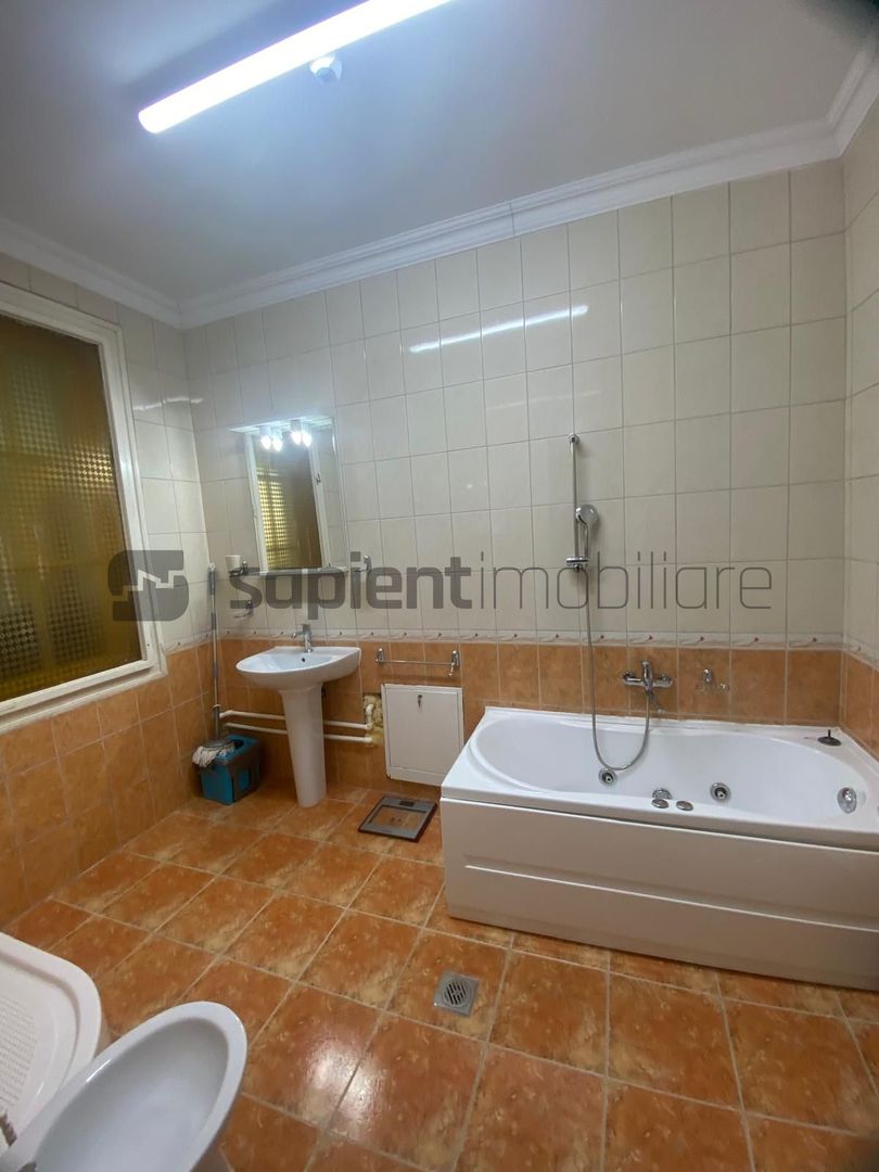 Casa ultracentrala ideala pentru inchiriere birouri - Poză 7